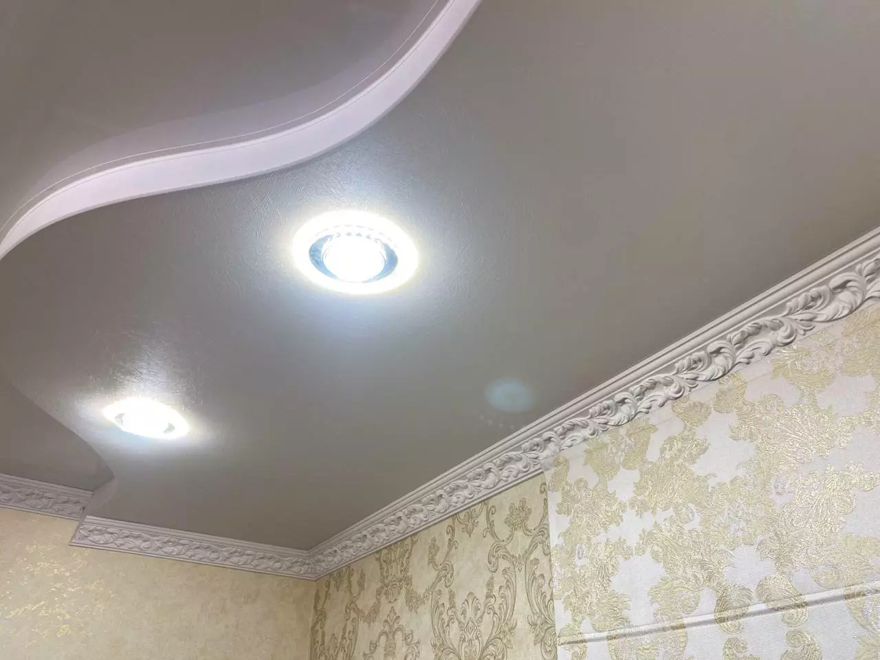 Донецк, квартал Молодёжный, 10, фото 1